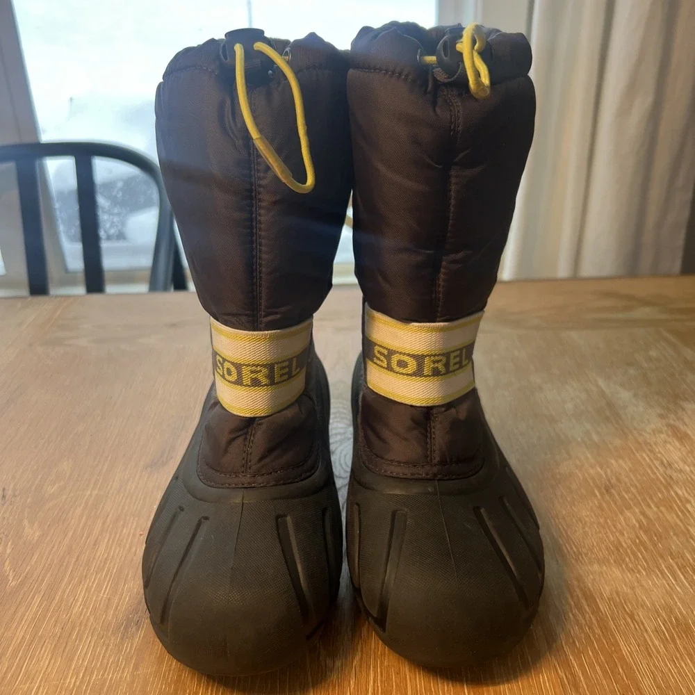 SOREL Snow Commander Black Gray Winter boots lined size 4 youth Snow‎